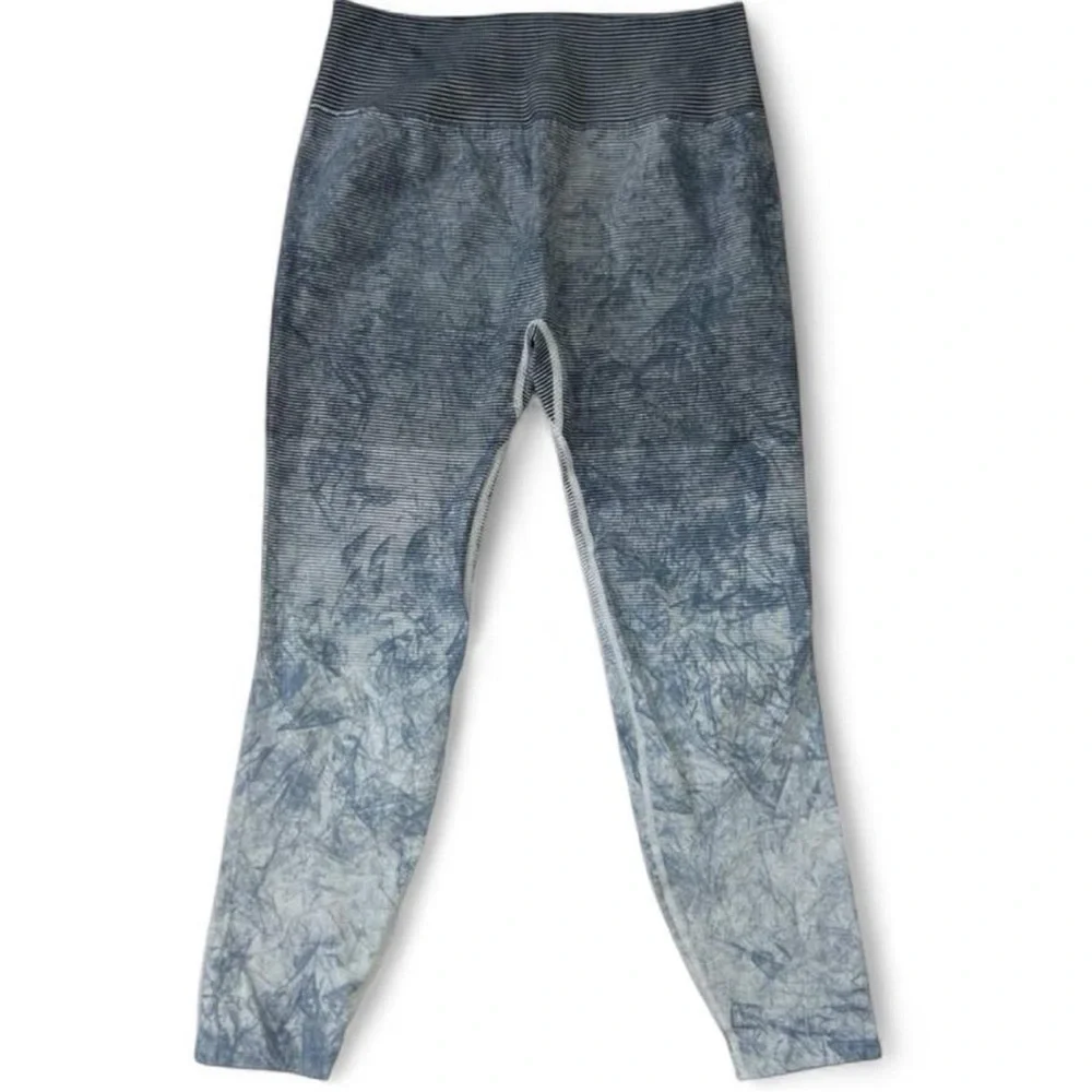 Lululemon Ebb To Train Women’s Leggings Marbled Size 6 Yoga Pilates Workout - Picture 1 of 4